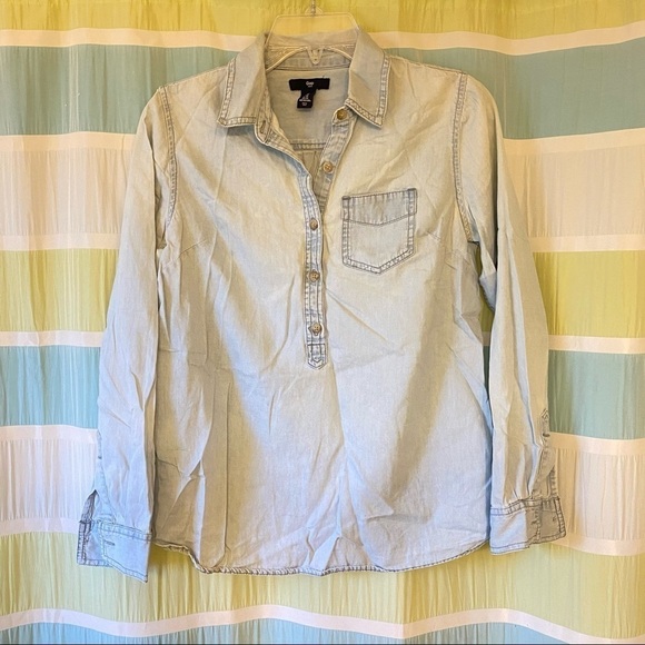 GAP Distressed Chambray Jean Shirt Sz XS - Picture 2 of 9